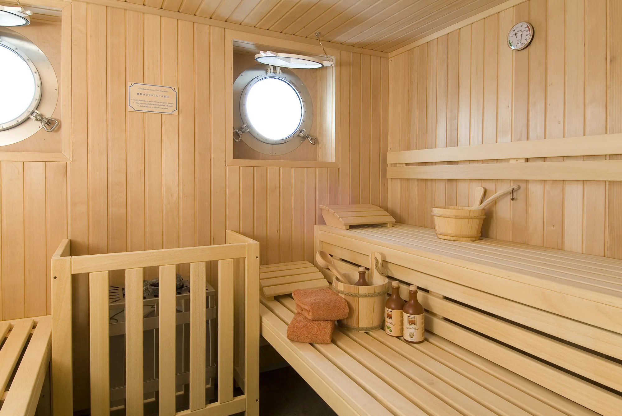 The warm interior lounge aboard Hanse Explorer