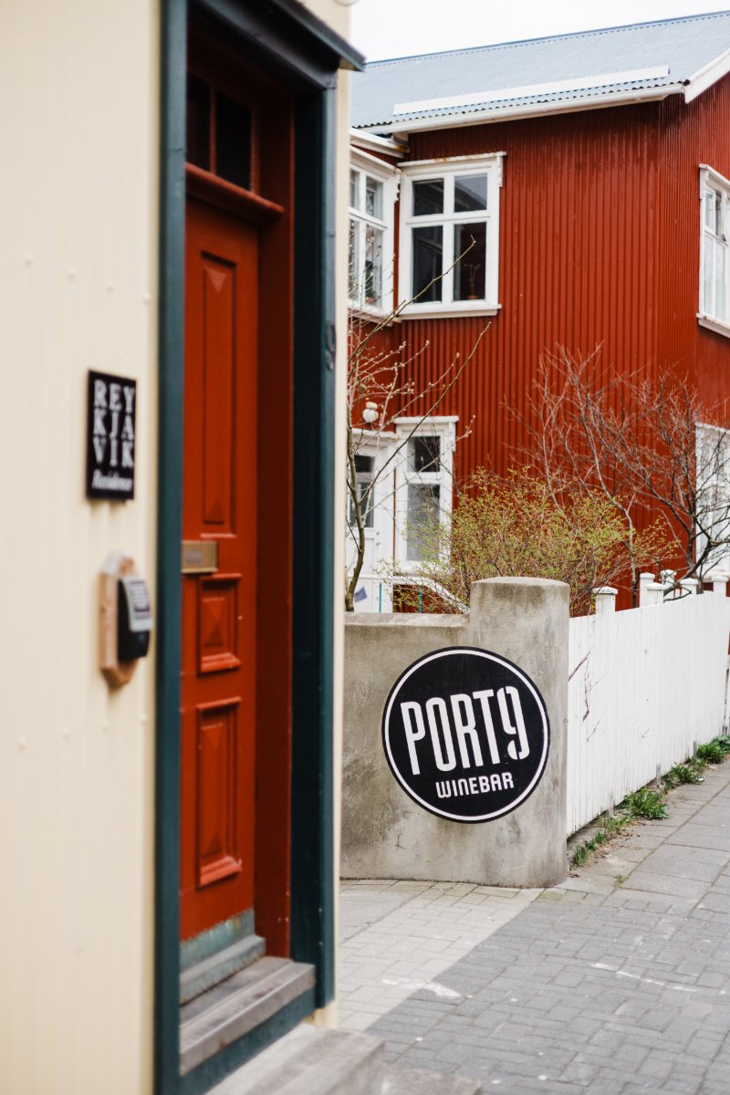 Port 9 Winebar