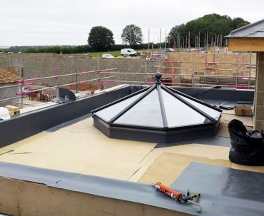 Octagonal roof lantern interior