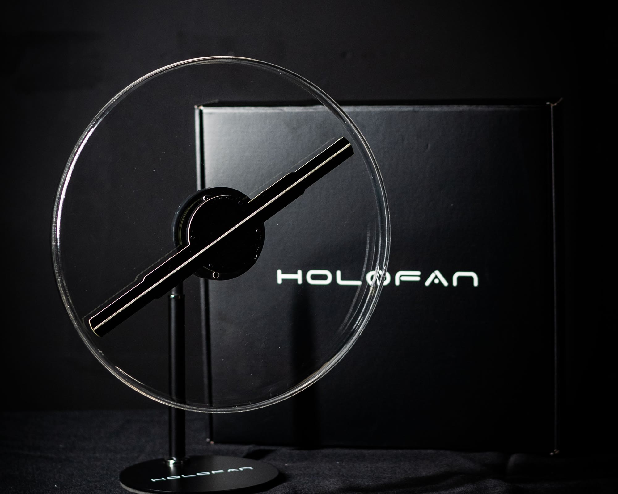 HOLOFAN DESKTOP 11.8″ (30 cm) holographic display