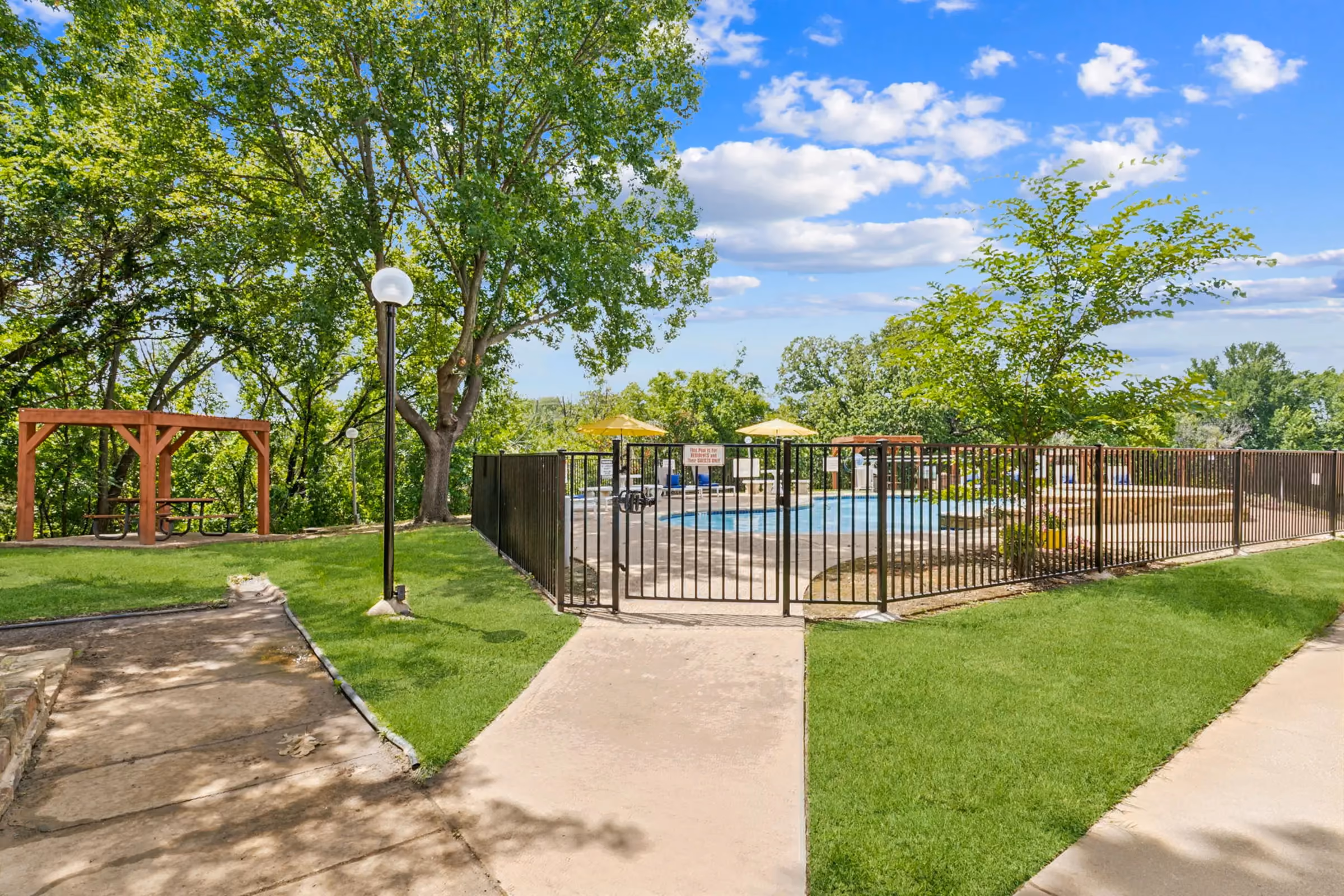 Walkway area at Willow Ridge Townhomes in Euless, Texas