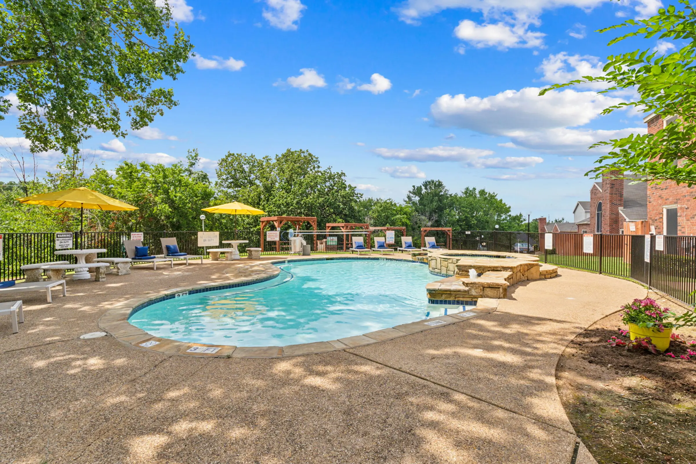 Sparkling Swimming Pool