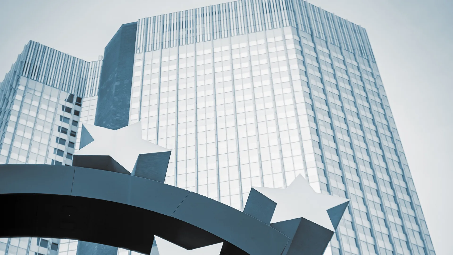 AIK Banka, Gorenjska Banka, and Agri Europe Cyprus Limited sign a share purchase agreement to acquire six subsidiary banks in CEE from Sberbank Europe AG