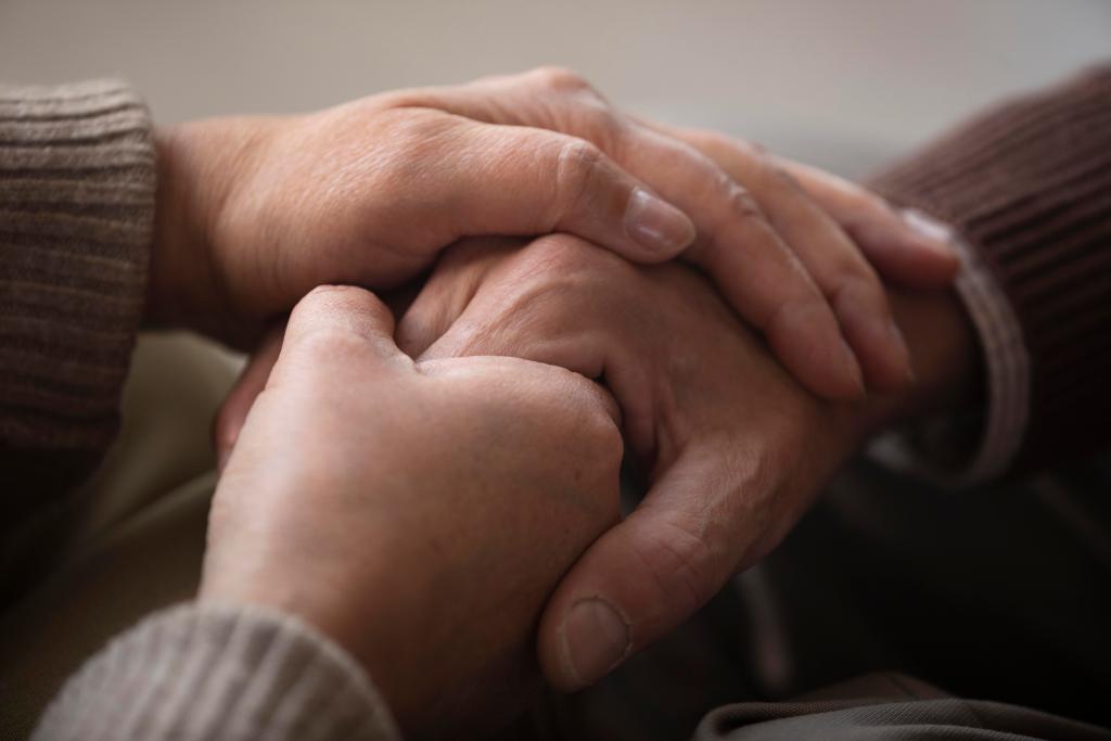 Supporting Those Facing Loss, Loneliness, or Life Transitions: A Path to Healing with Compassion