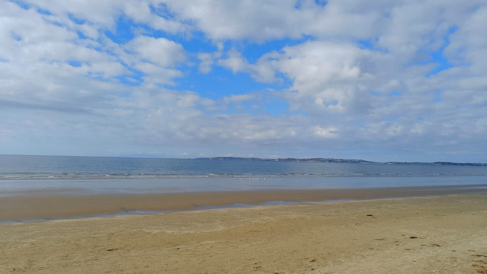 Orewa Beach at low tide, Auckland