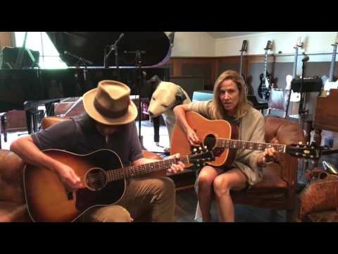 Sheryl Crow and Jeff Trott playing My Favorite Mistake acoustic in the studio