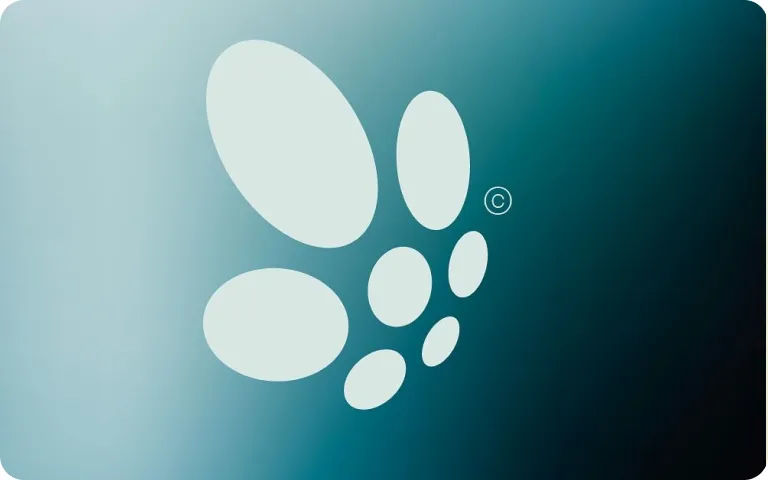 Blurry logo next to a clean vector version, illustrating how to vectorize a logo