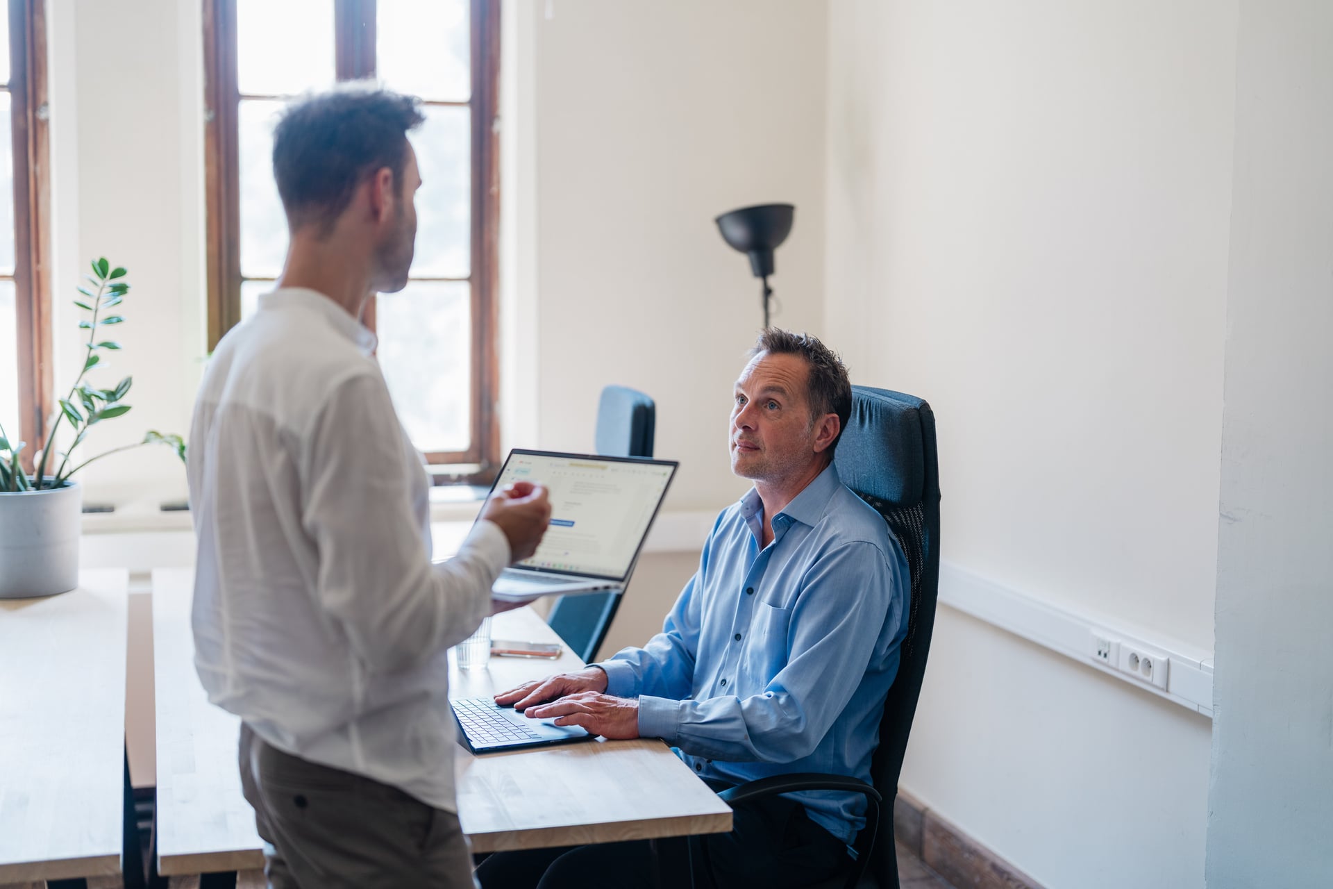 Commercieel gesprek in beweging