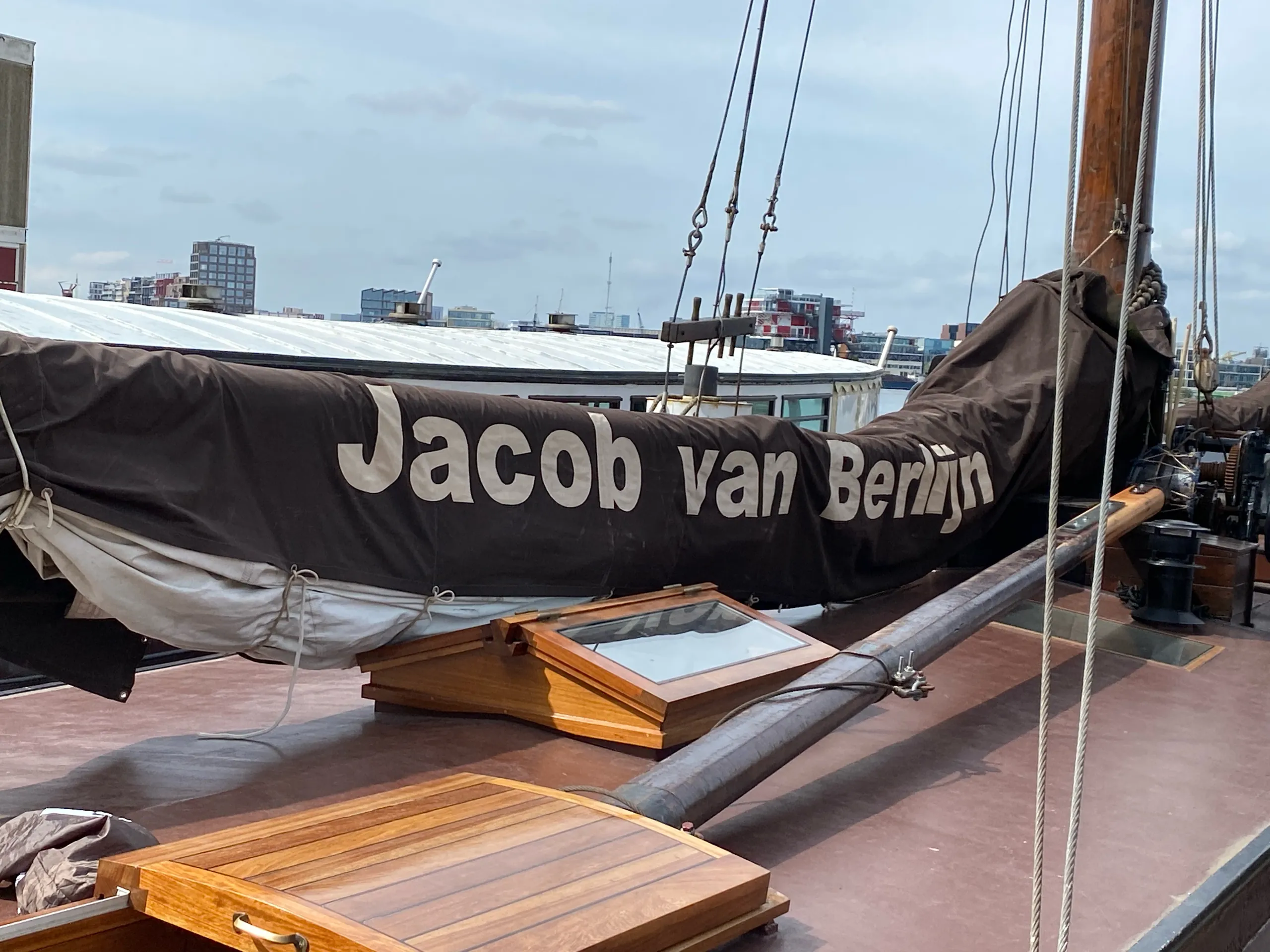 Jacob van Berlijn (Tjalk)