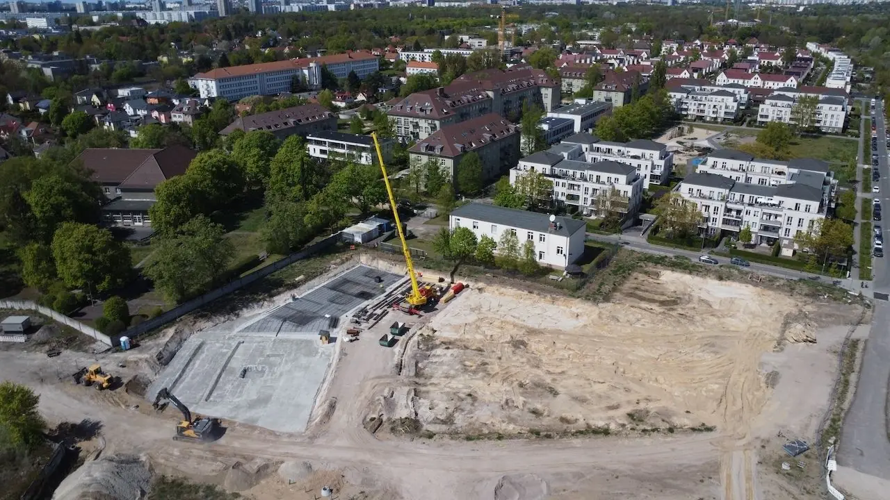 Luftaufnahme der Baustelle im Mai 2026