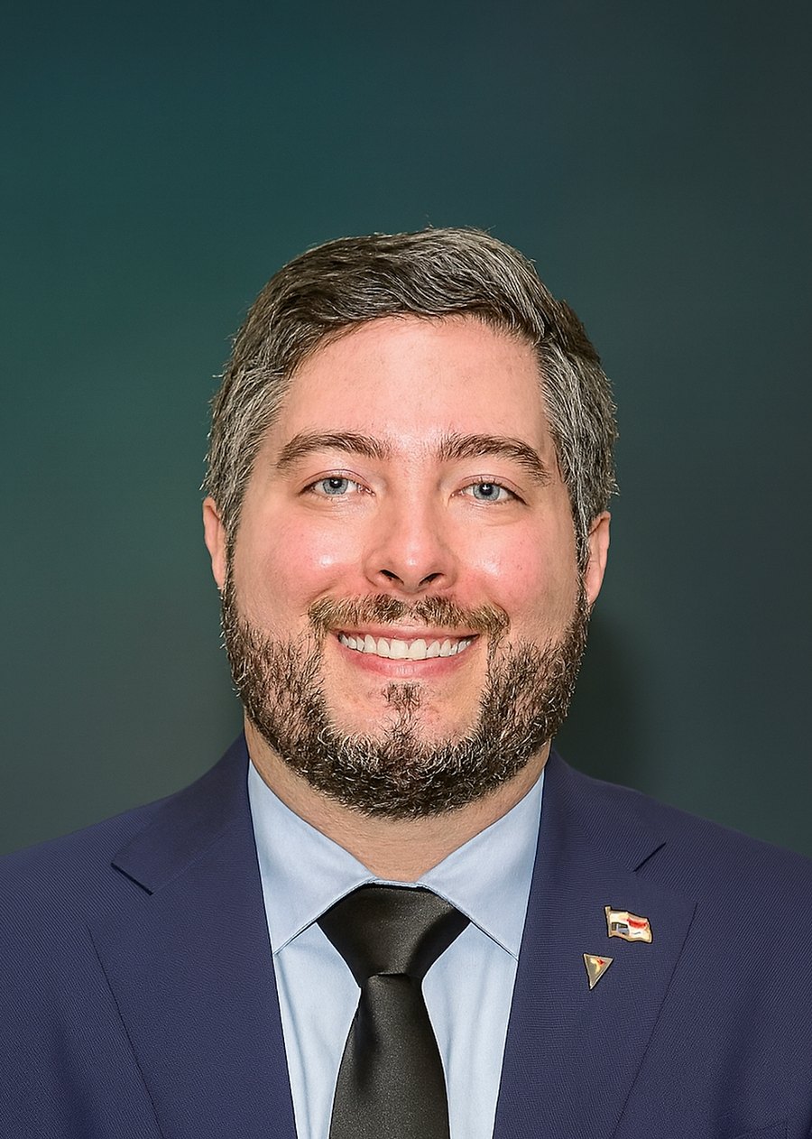 Otto Wolfschoon III, Socio Director de Okami Capital
