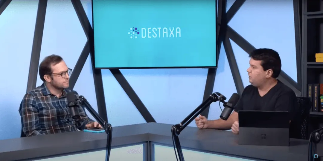 Entrevista com Felipe Ayres - Co-founder da Destaxa