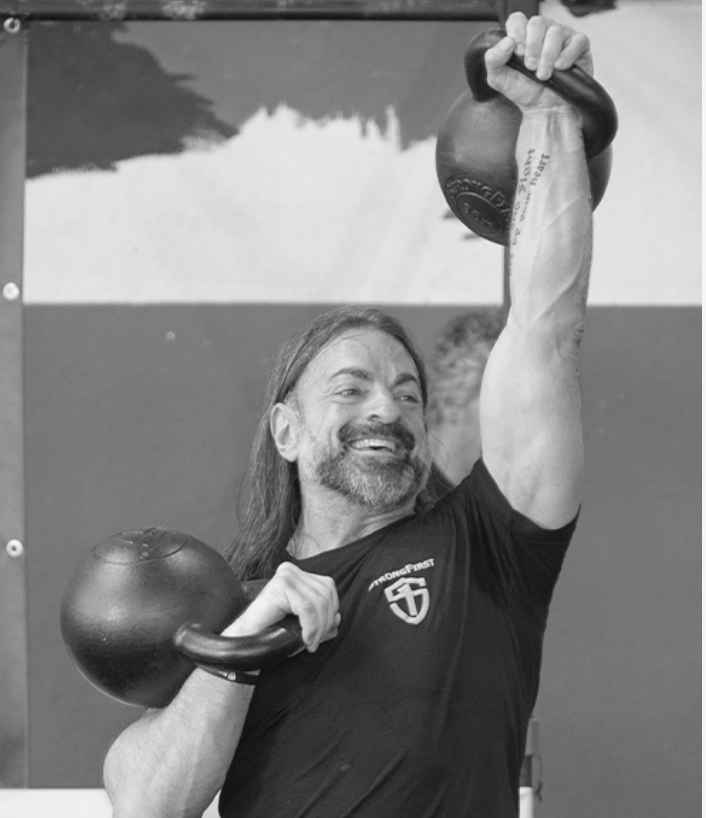 Portrait de Fabio Zonin, parrain d’honneur de Studio Reverse et enseignant en préparation physique.