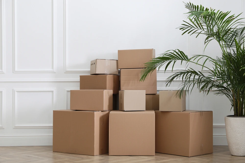 Kunden partner und mitarbeiter informieren