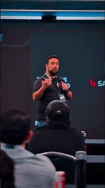 Guilherme Junqueira, em depoimento em vídeo para a The Growth Hub