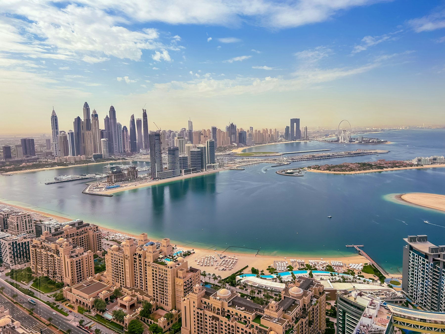 Aerial view of Dubai Marina and Palm Jumeirah