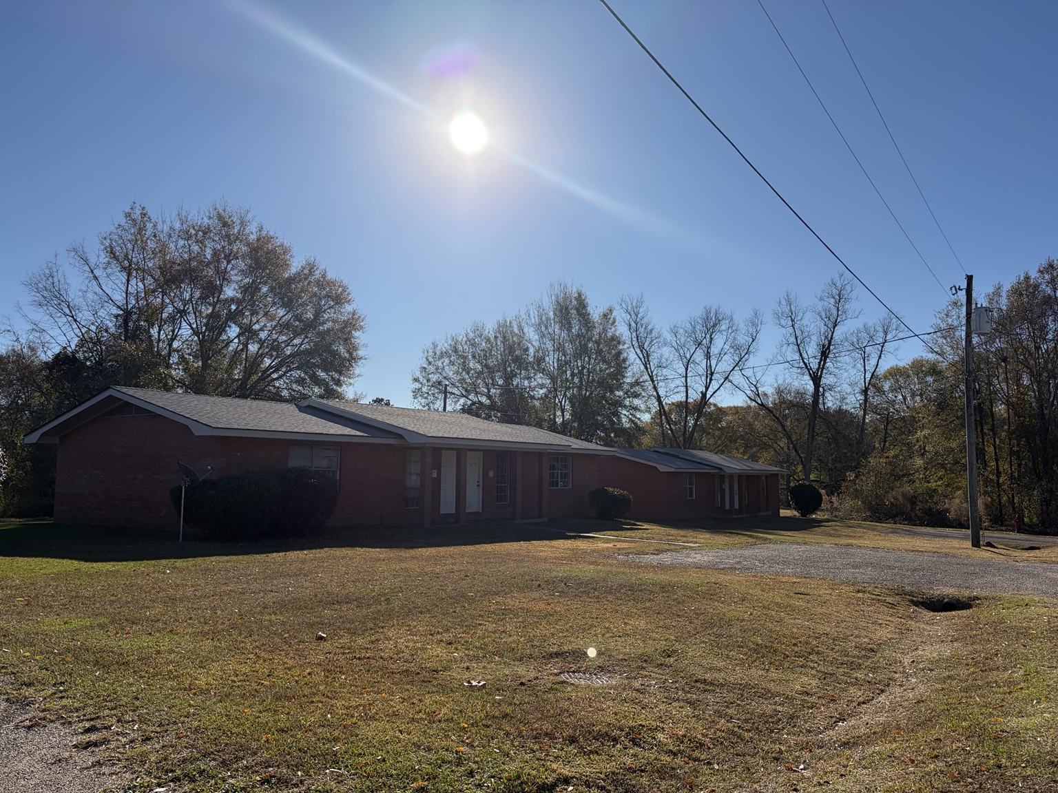 Another exterior view of Westhaven apartments