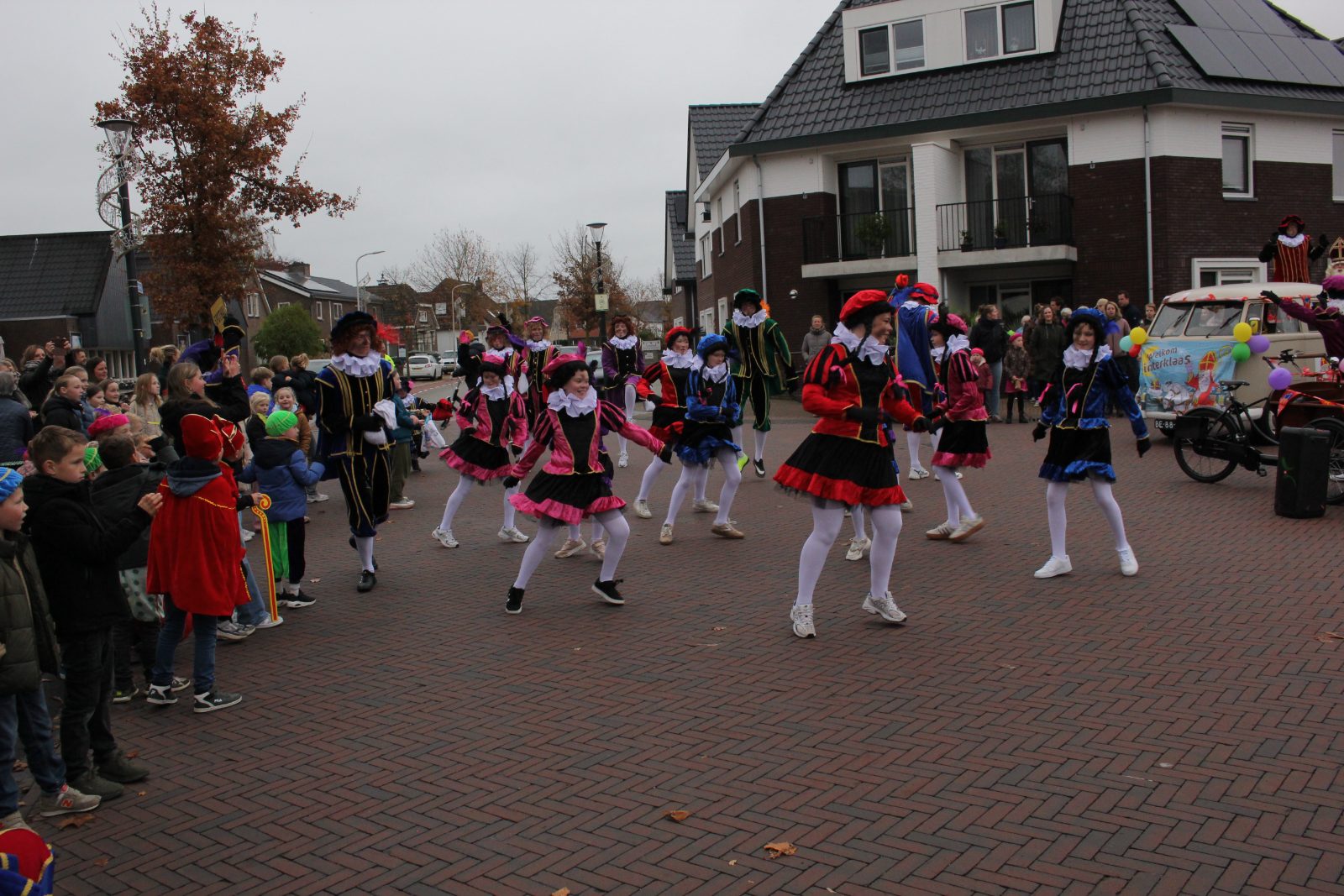 Door de straten van Heeten