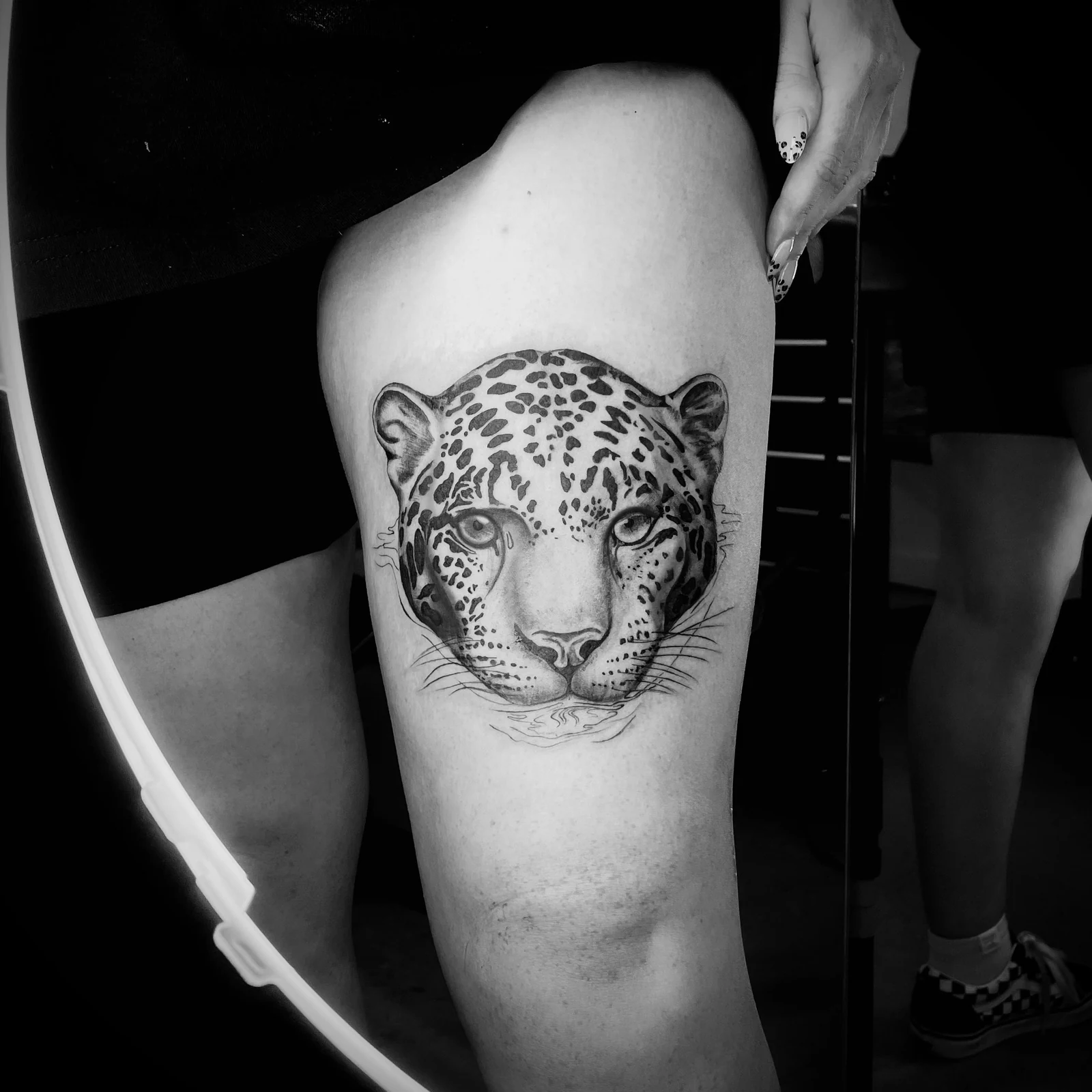 Tattoo by Isla Ronise at SANS PATRIE/ STUDIO (3)