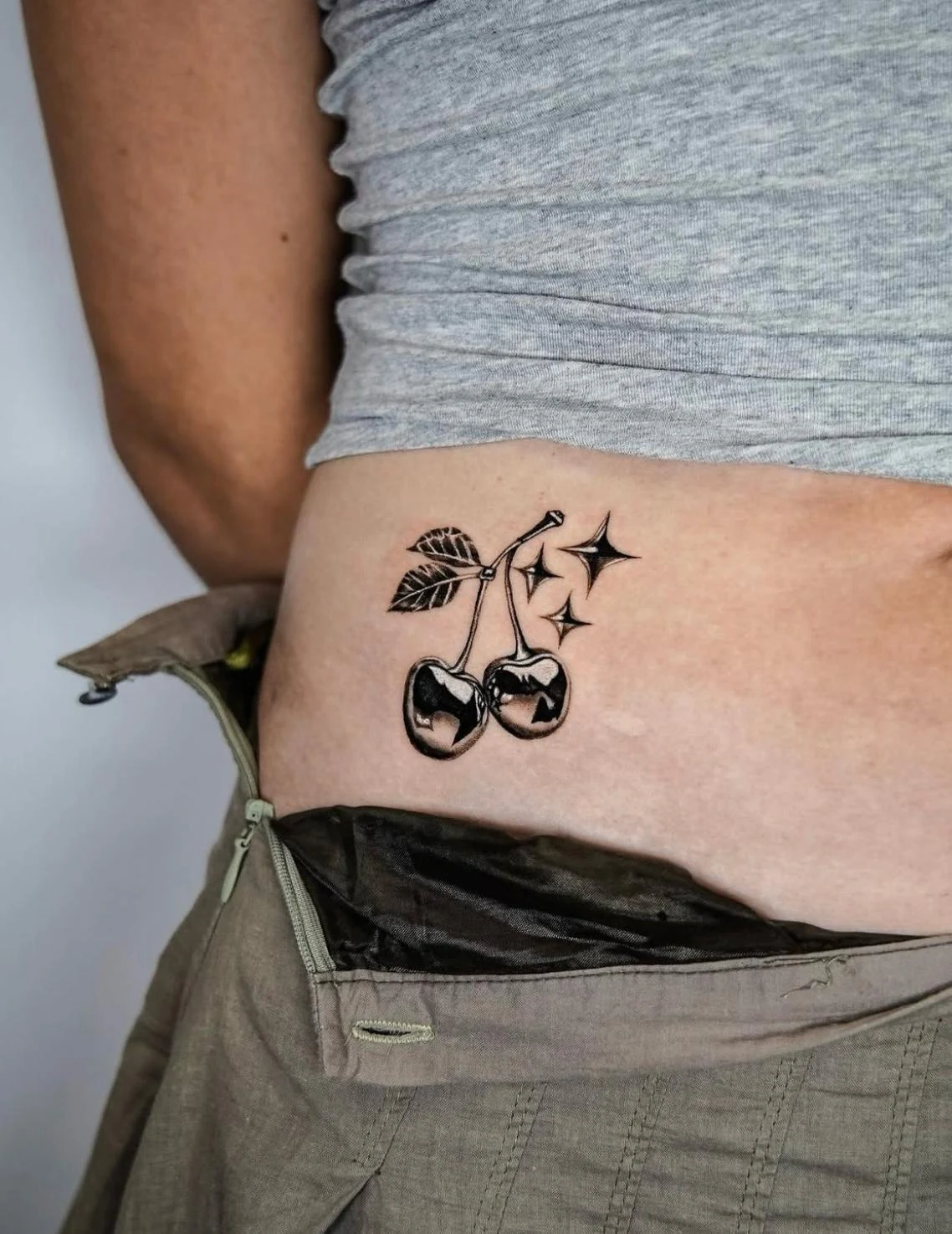 Tattoo by Louisa Star at SANS PATRIE/ STUDIO (2)