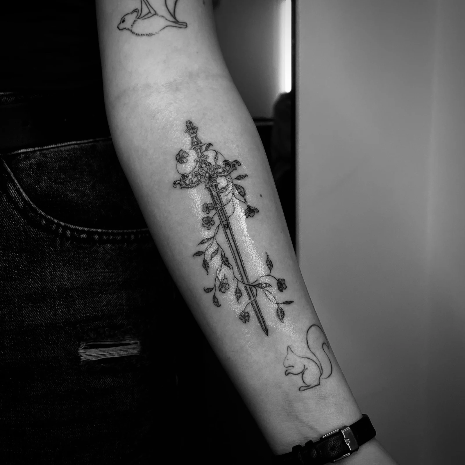 Tattoo by Isla Ronise at SANS PATRIE/ STUDIO (1)