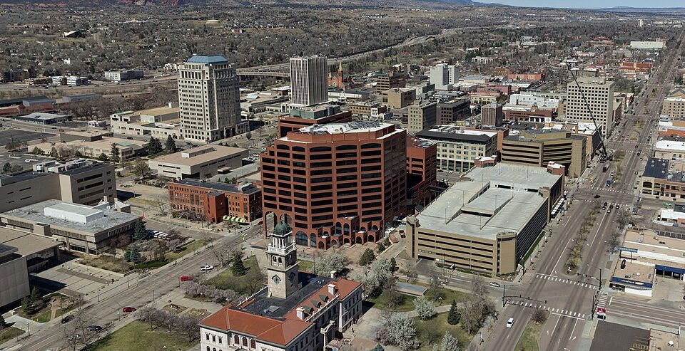 Colorado Springs, Colorado (cropped)