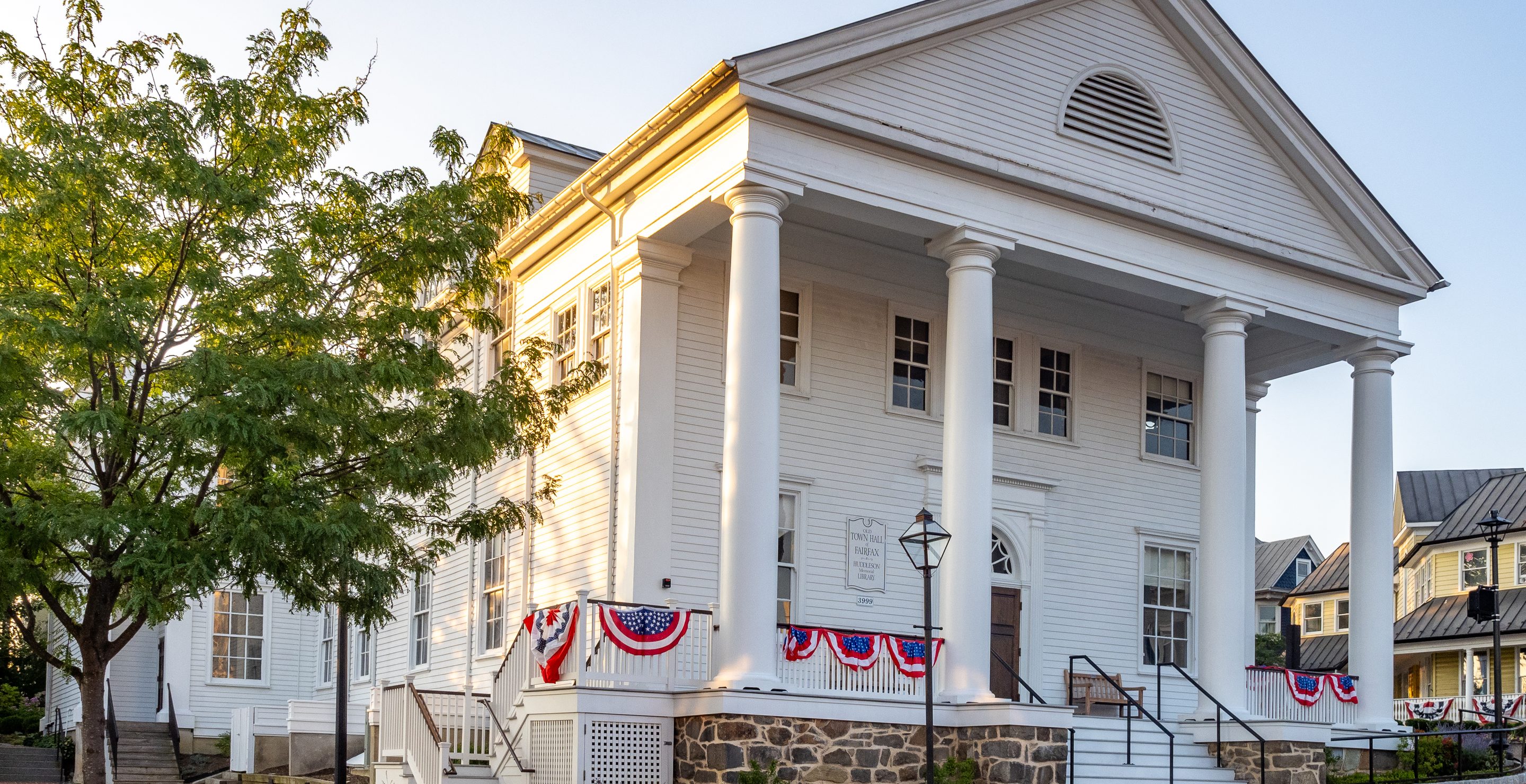 Old Town Hall (Fairfax, Virginia) (53890424273)