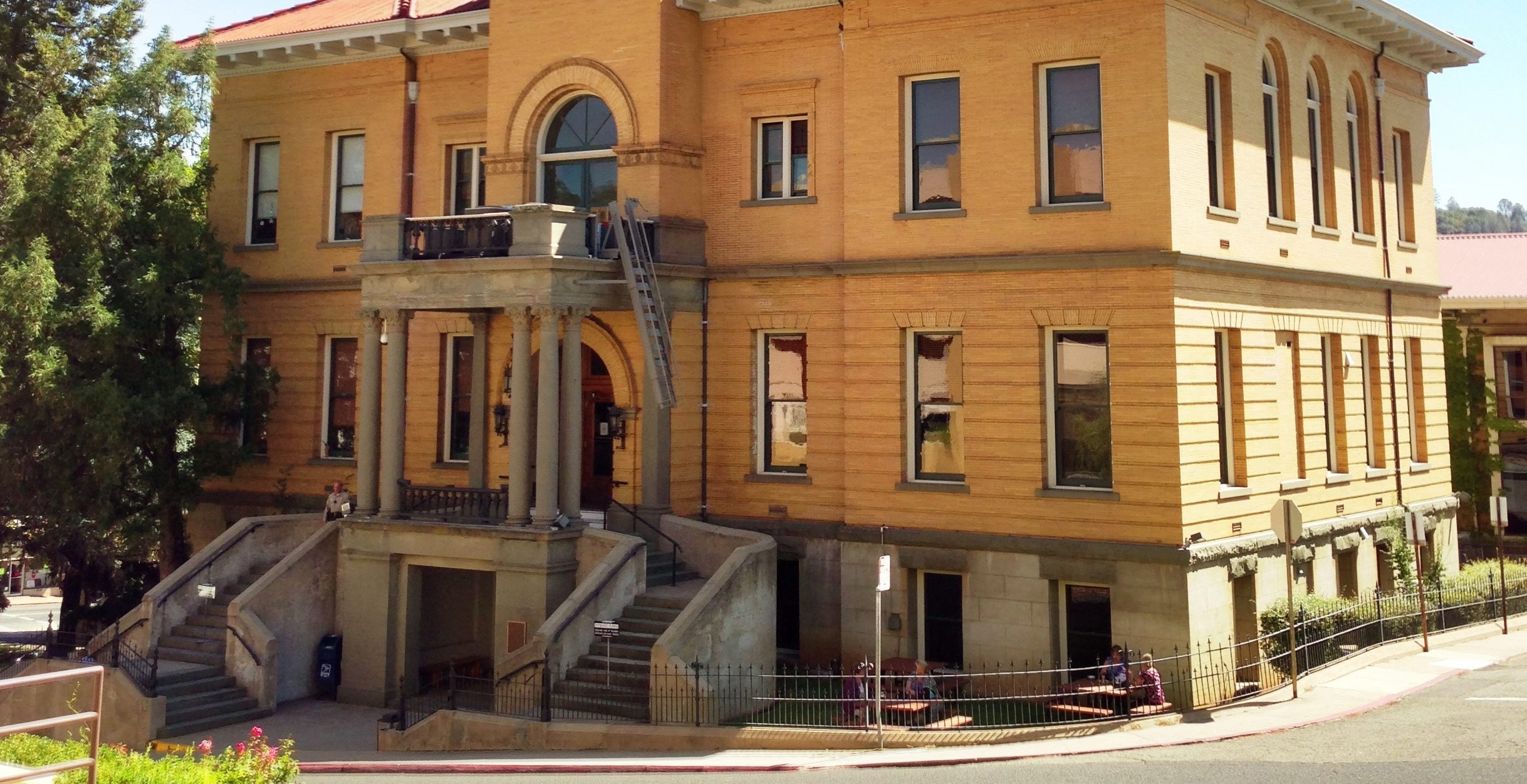 Tuolumne County Courthouse