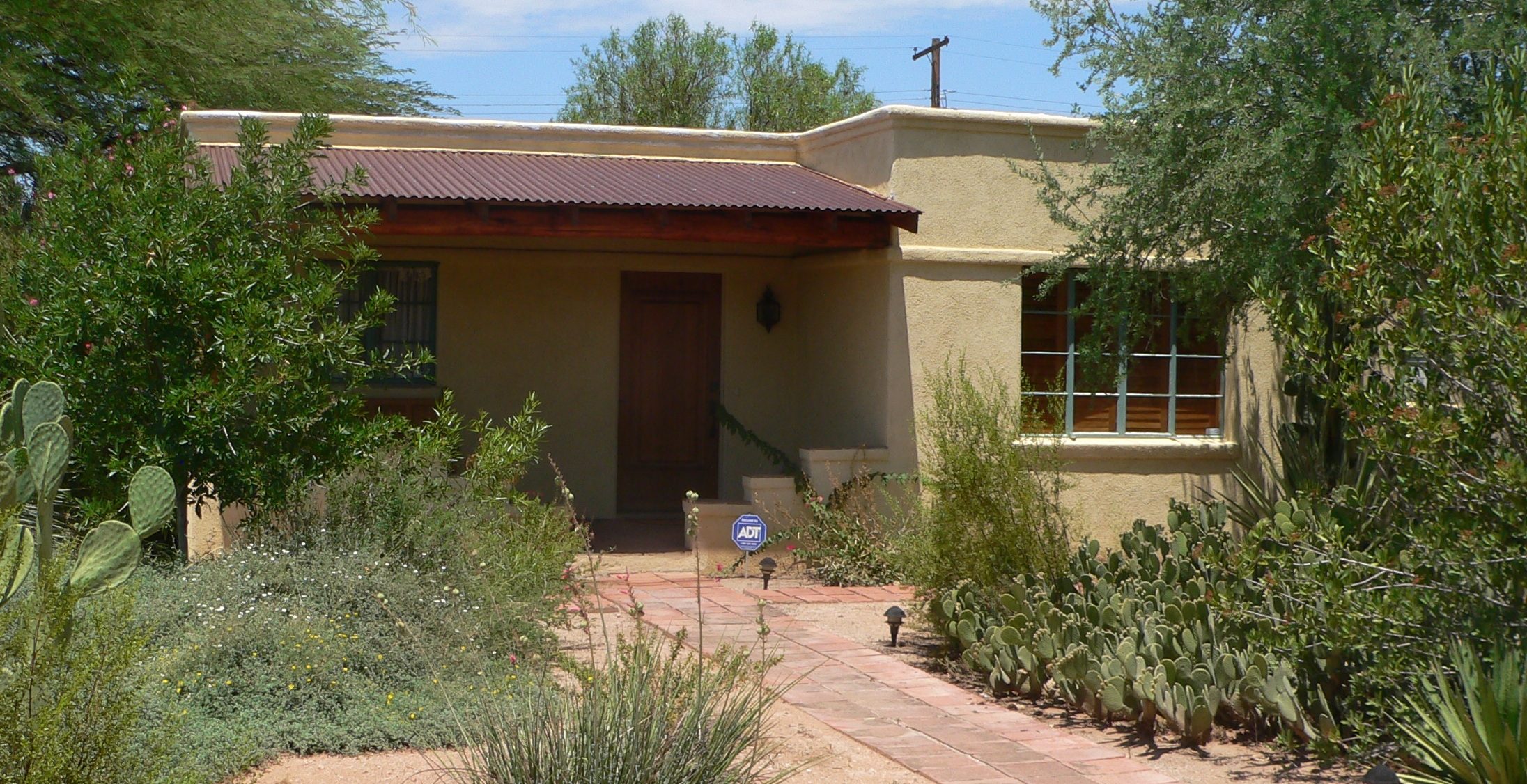 Houses on East Water Street, Tucson