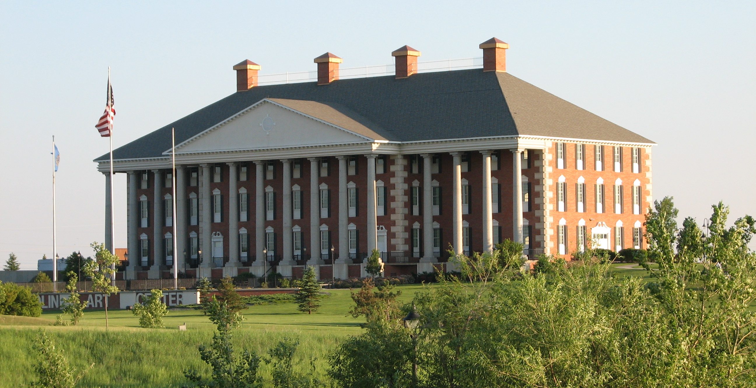Redlin Art Center