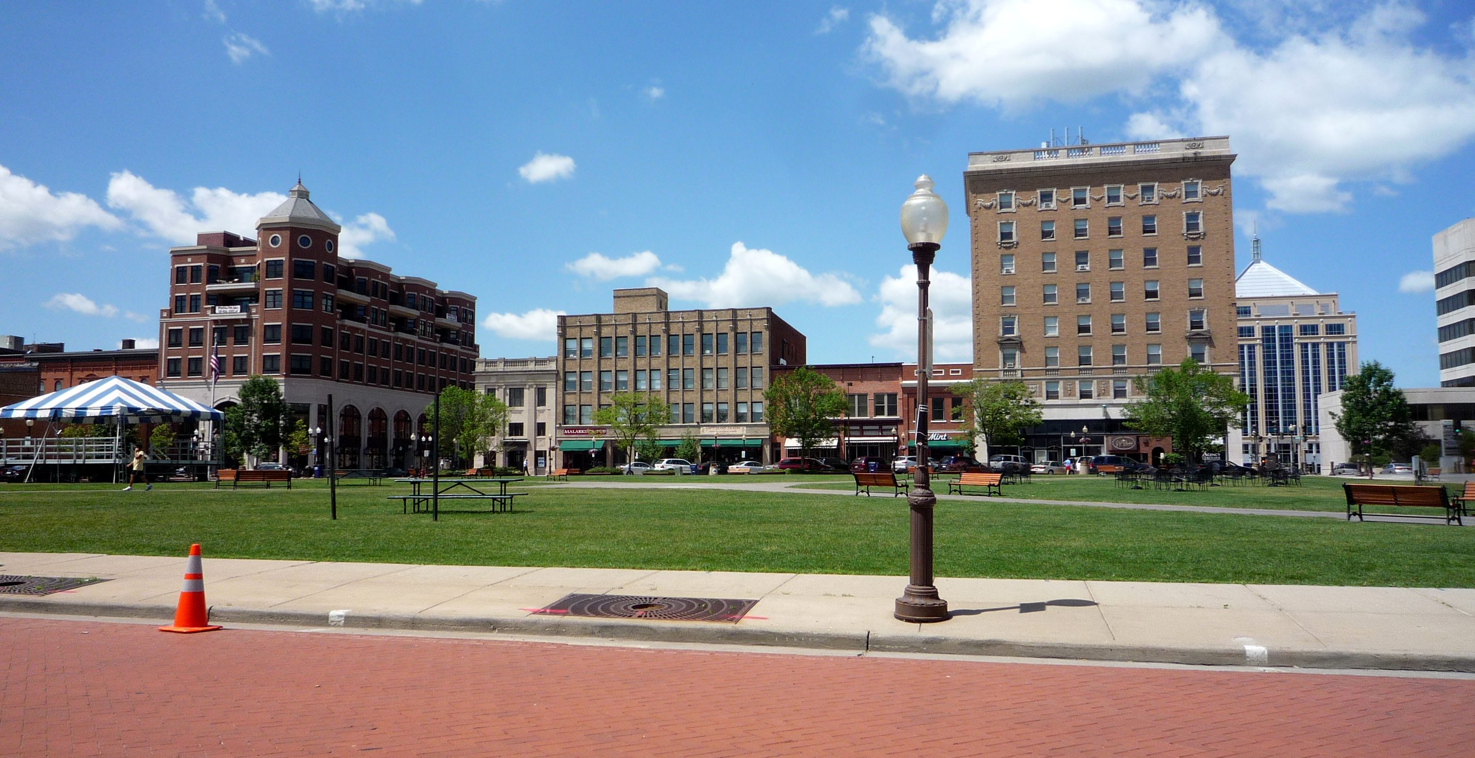 Wausau 400 Block
