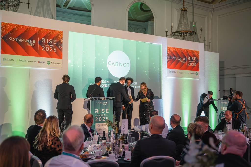Carnot team receiving the Green Transport RISE Award