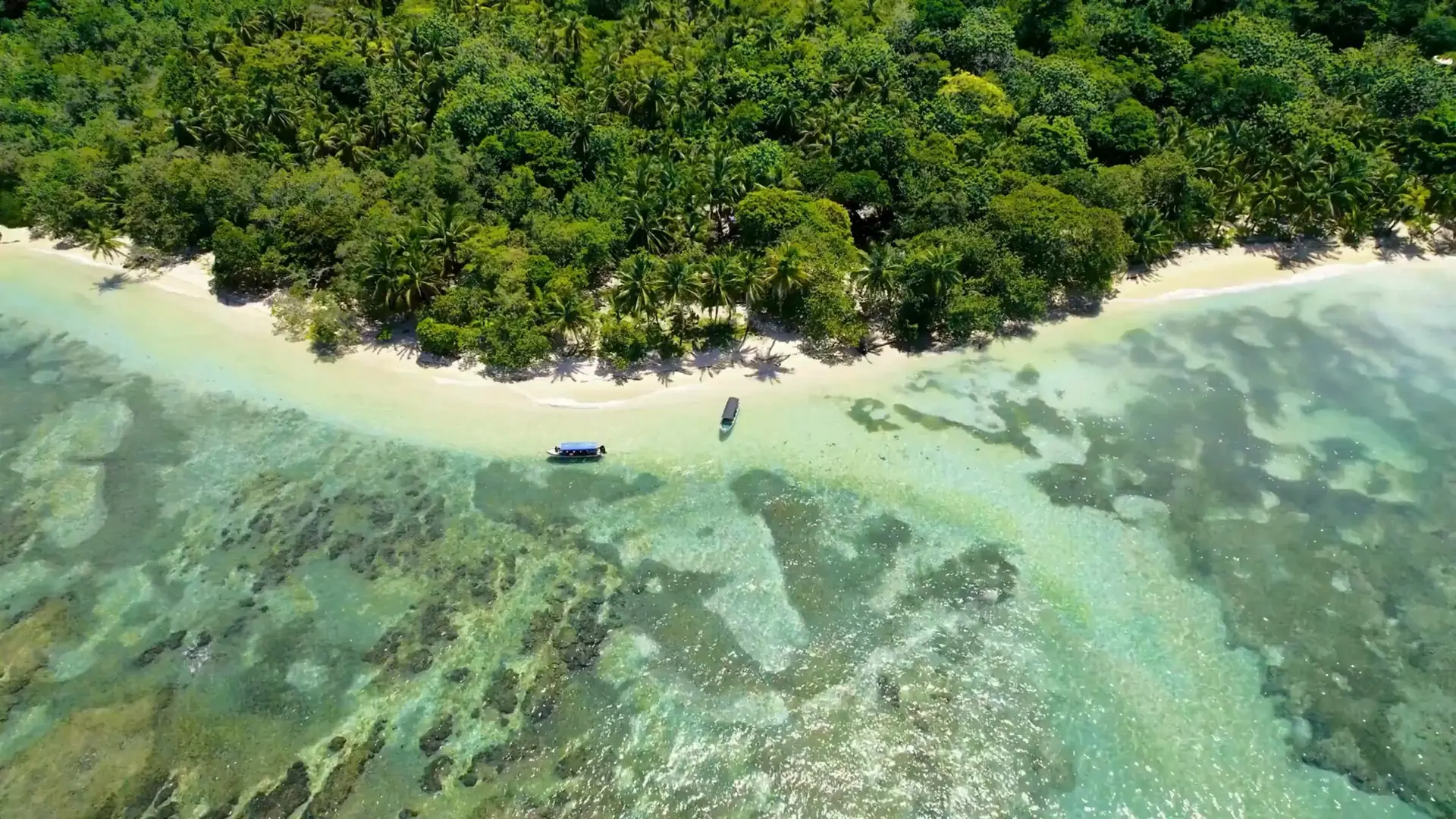 Bambuda Bocas Town over the water in Bocas del Toro