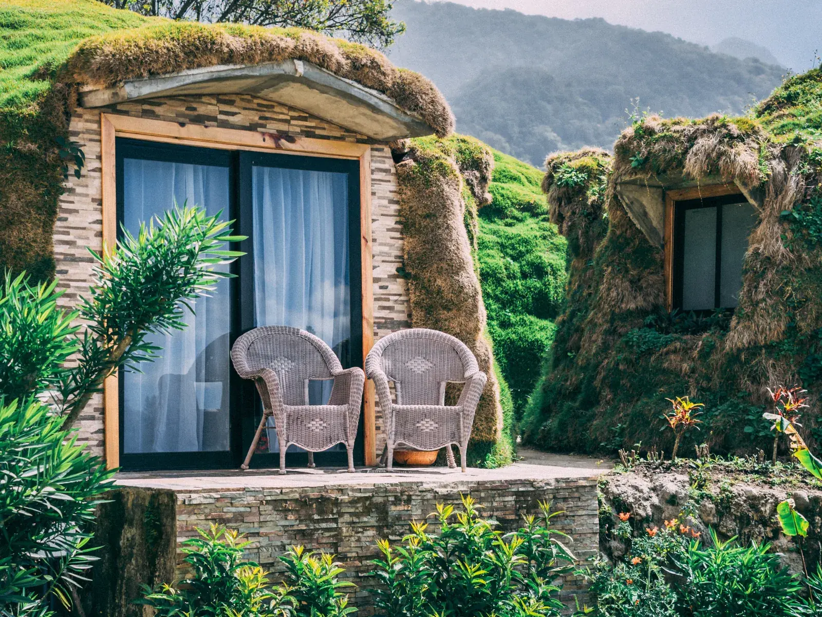 Hobbit homes at Bambuda Castle