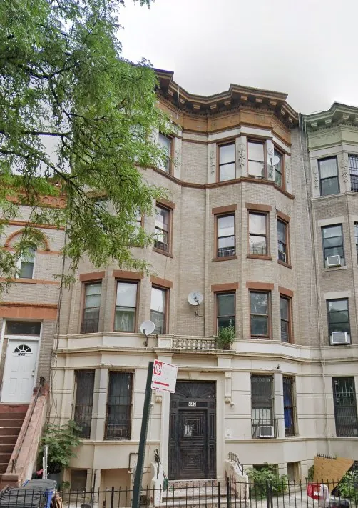 Conversion of an existing building to an 8-unit condo building