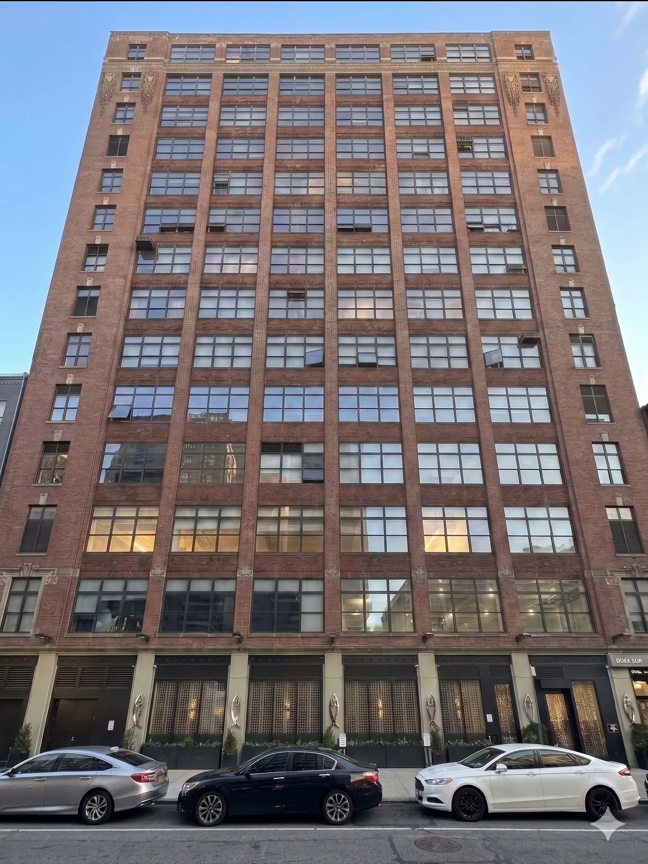 Conversion of existing 15-story office building into 160-unit mixed-use rental