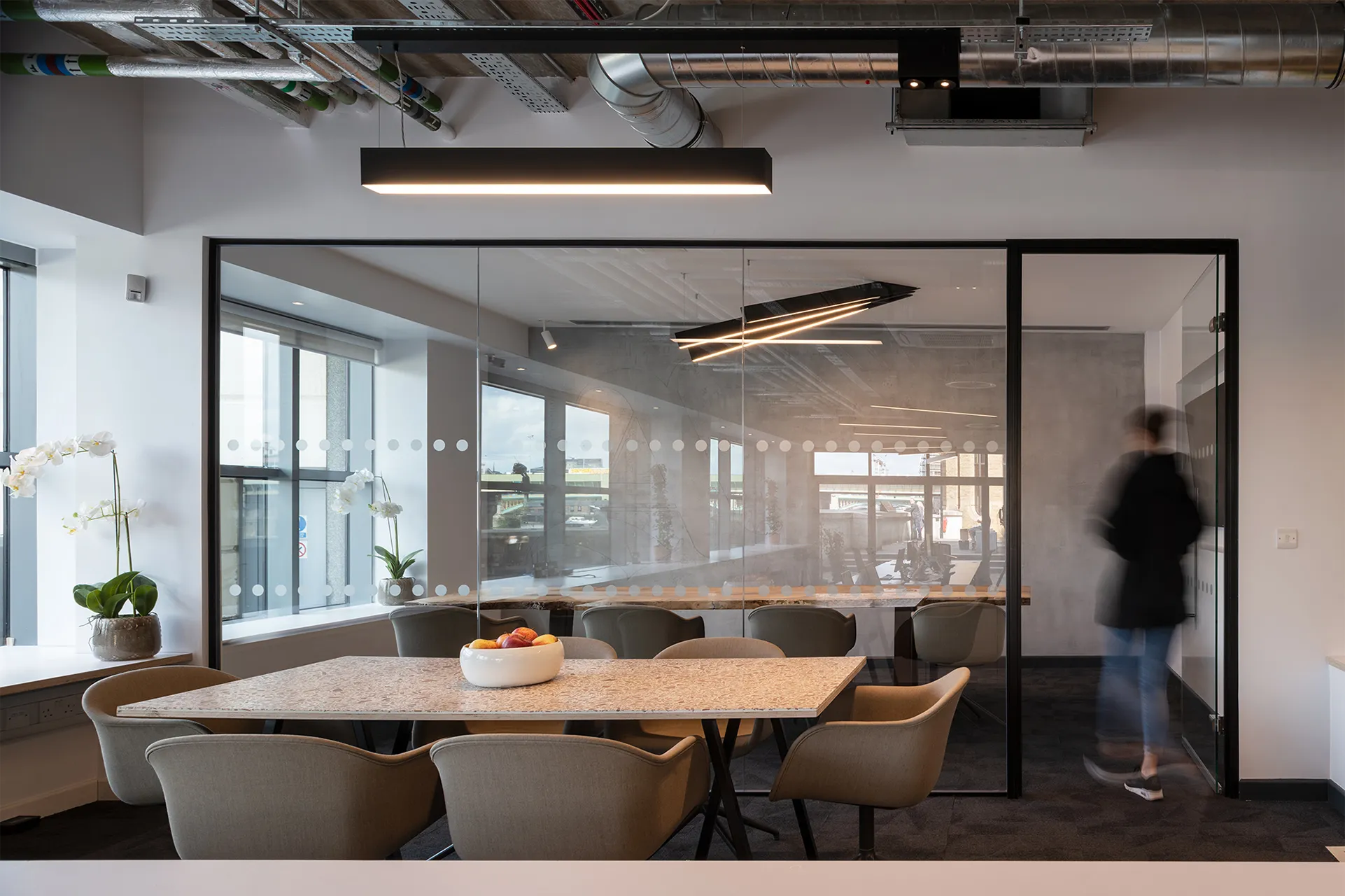 2LB Office