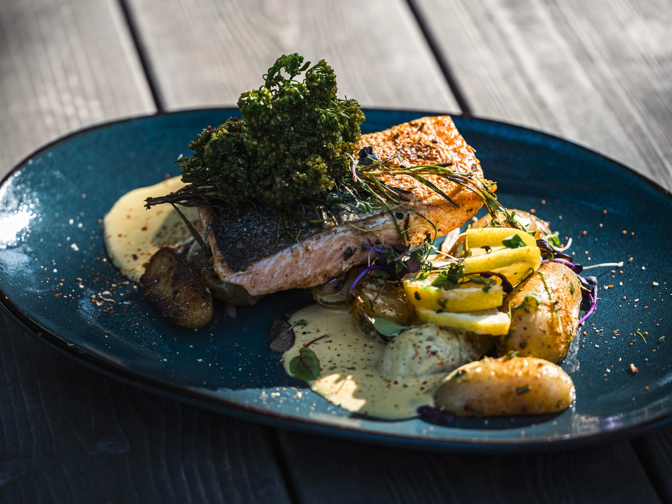Buffet mit frisch zubereiteten Speisen bei einer Feier in der Beck’s Mühle