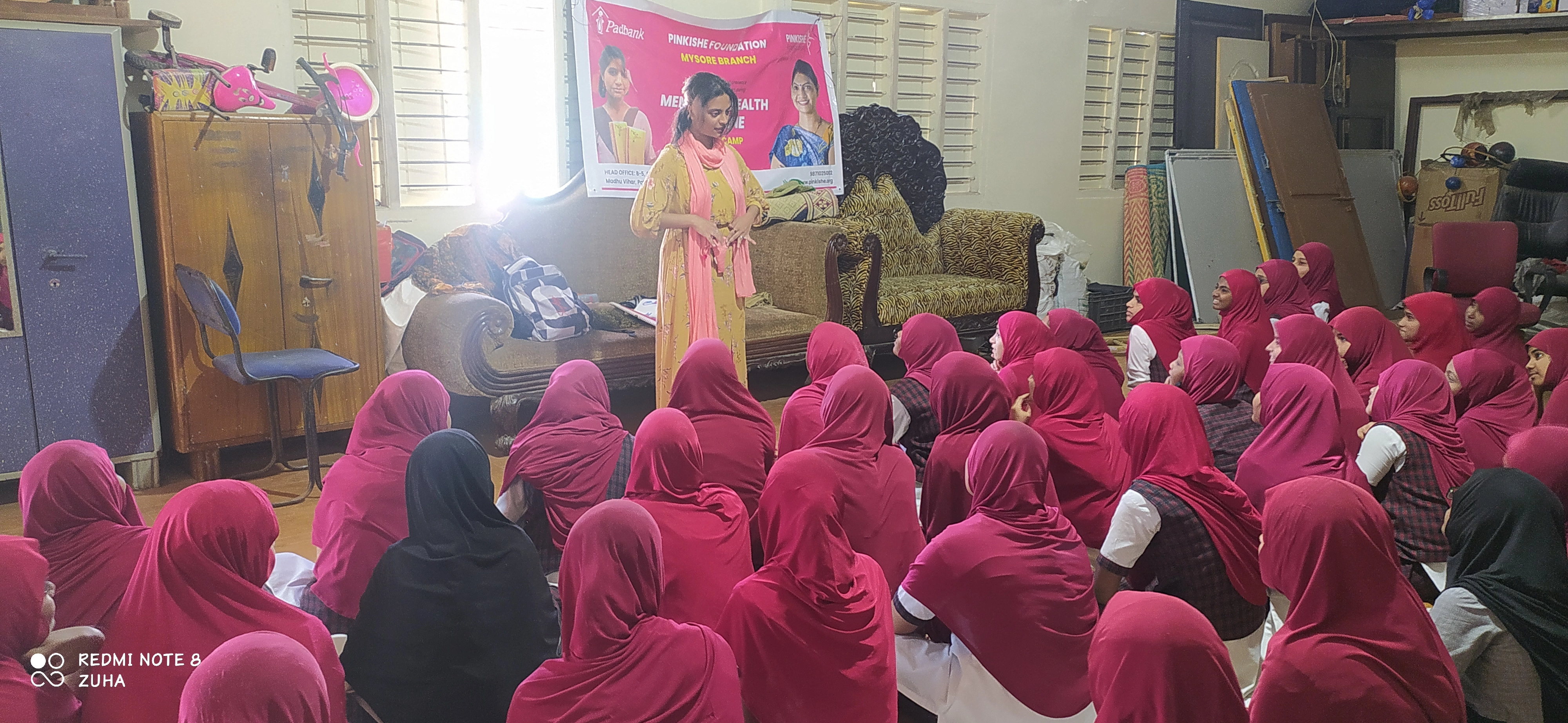 Zuha Anjum from Pinkishe Foundation passionately leads a menstrual health education session in a Mysore Madrasa.