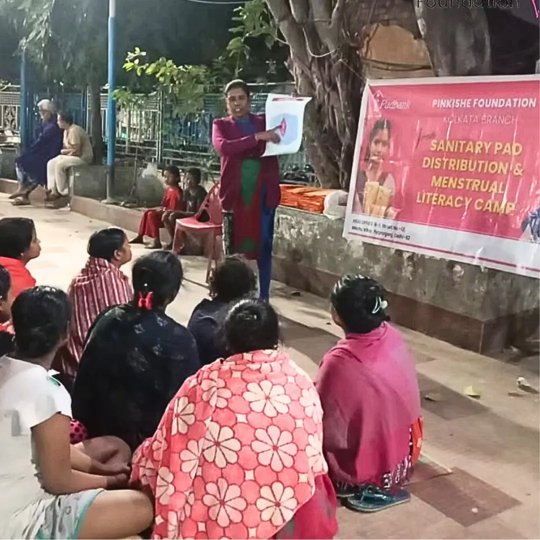 Pinkishe Menstrual Educator conducting MHM session in Indrapolly, West Bengal