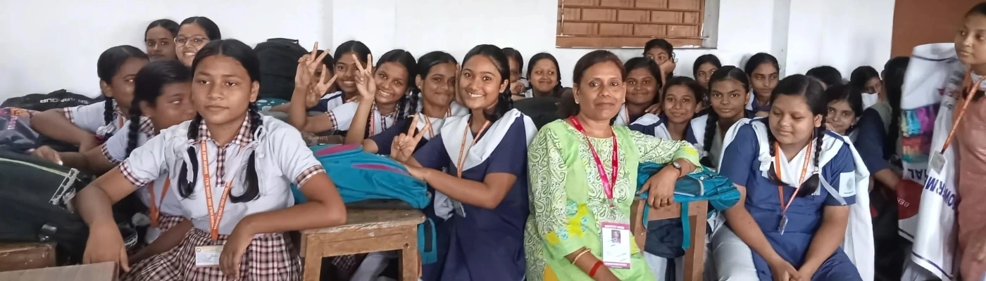 Pinkishe Foundation provides sanitary pads after menstrual health education session