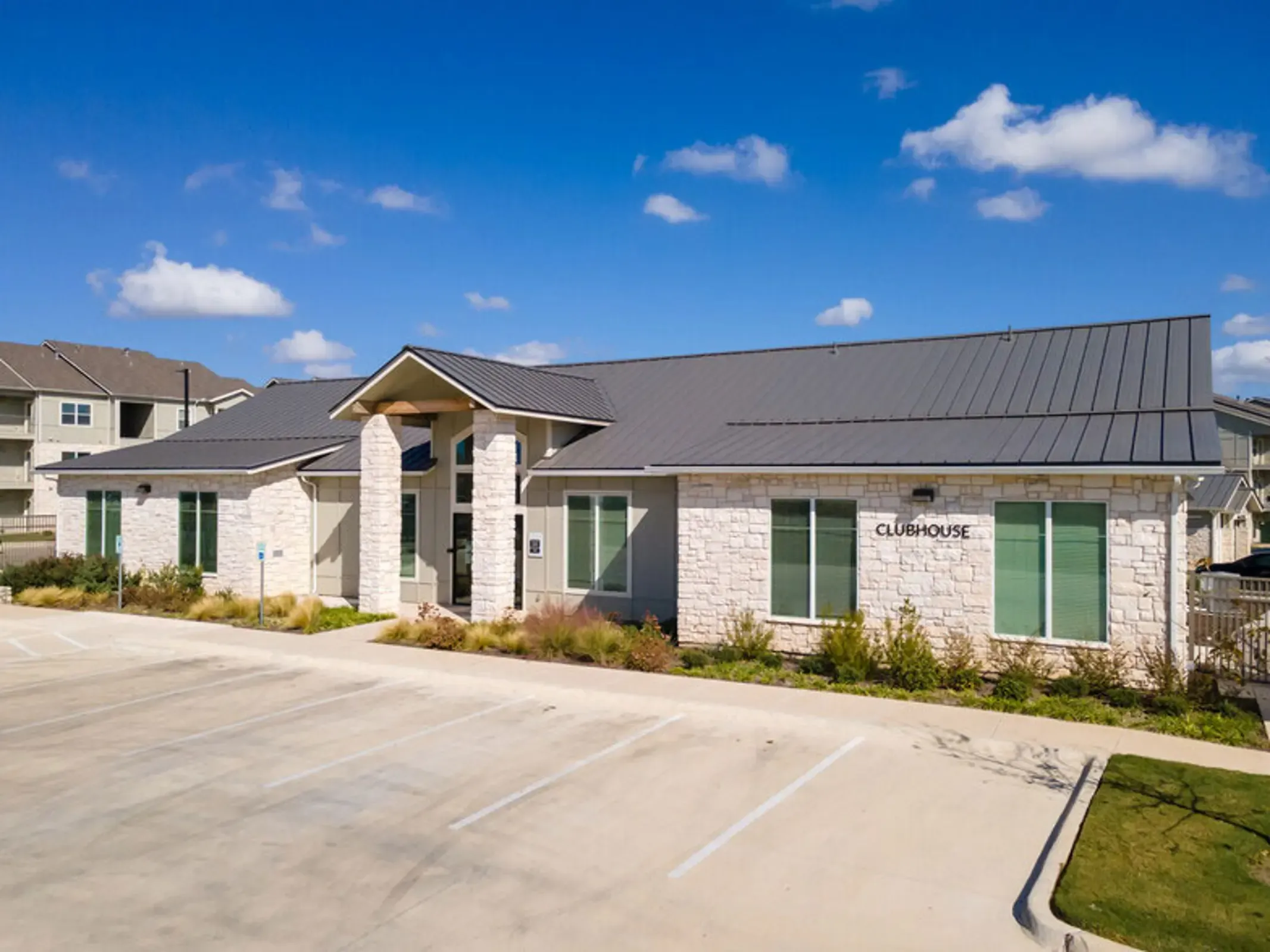 Leasing Office 
