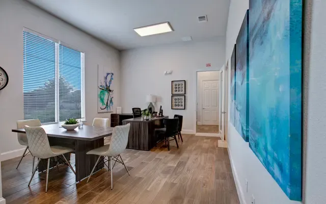 Leasing Office