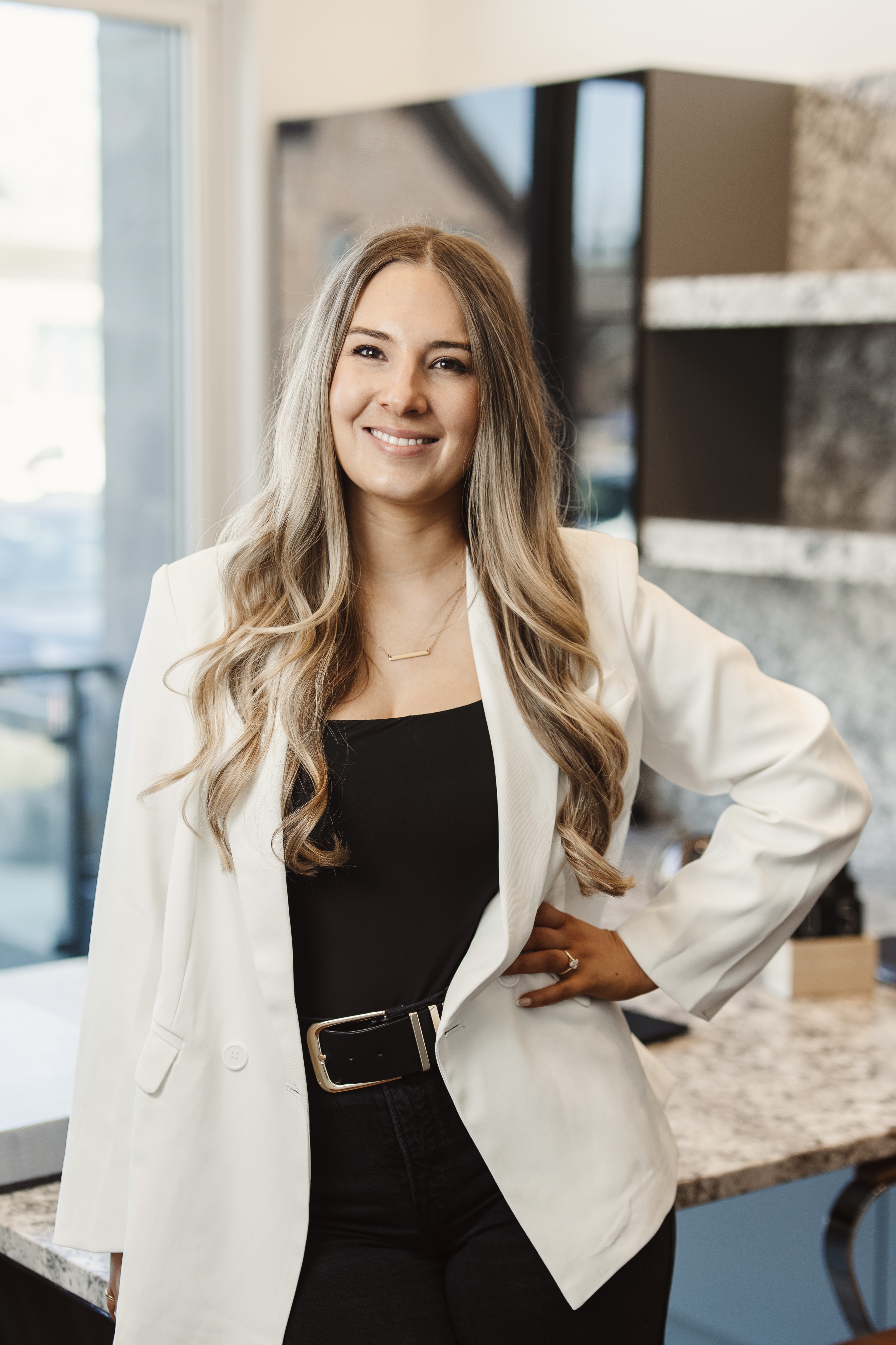Arianna, Denver real estate advisor with The Agency