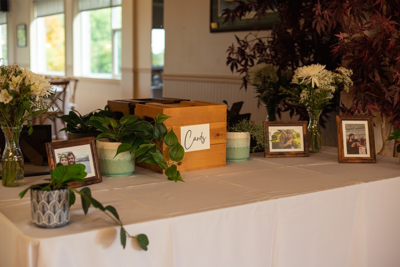 Wedding card and gift table