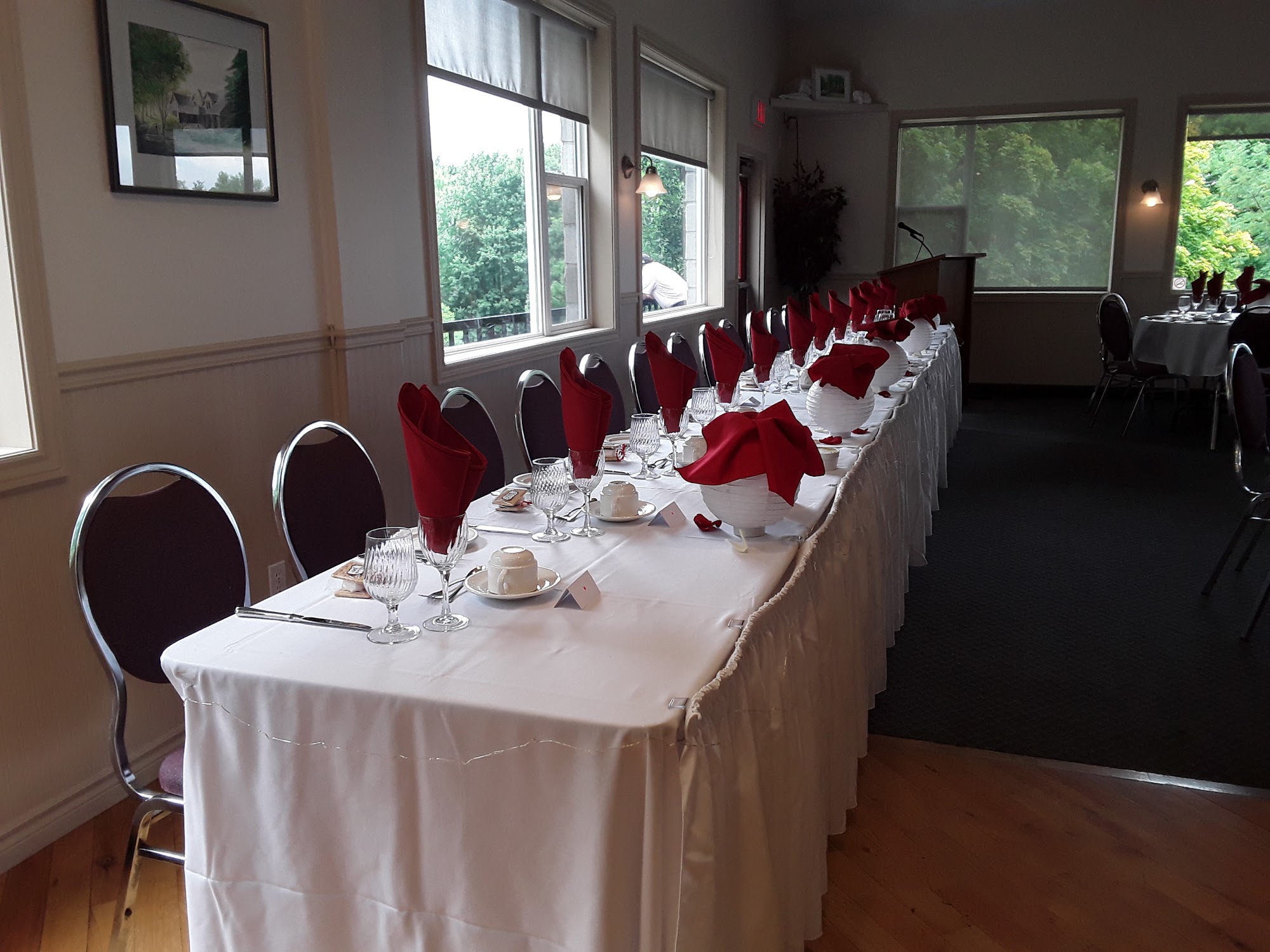 Head table set for a reception