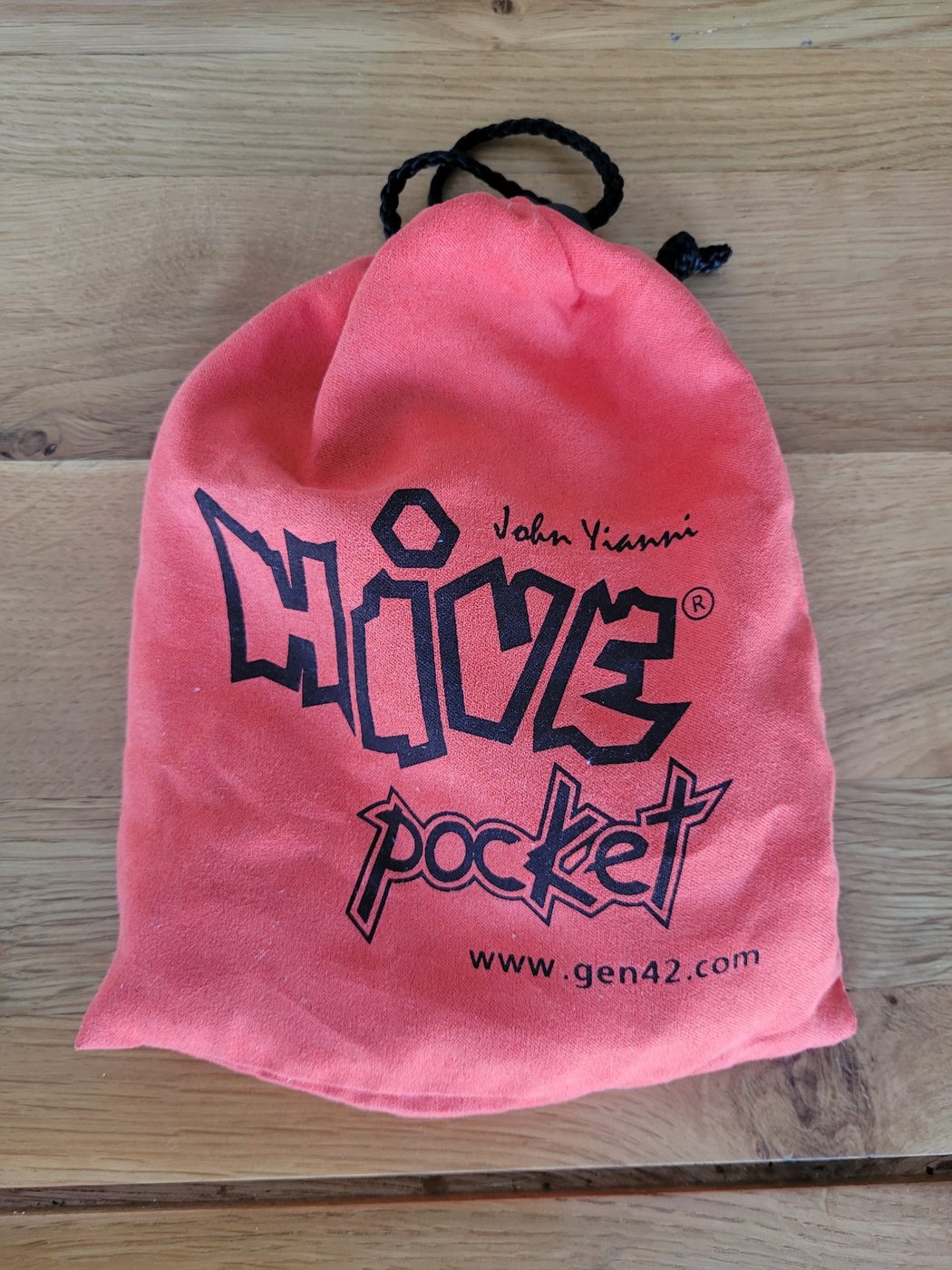 Hive Pocket