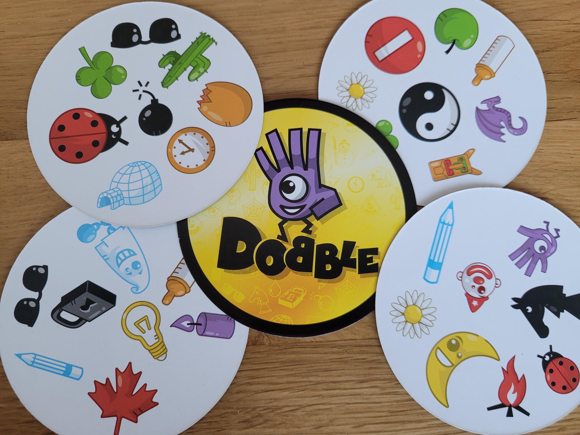 Dobble card game