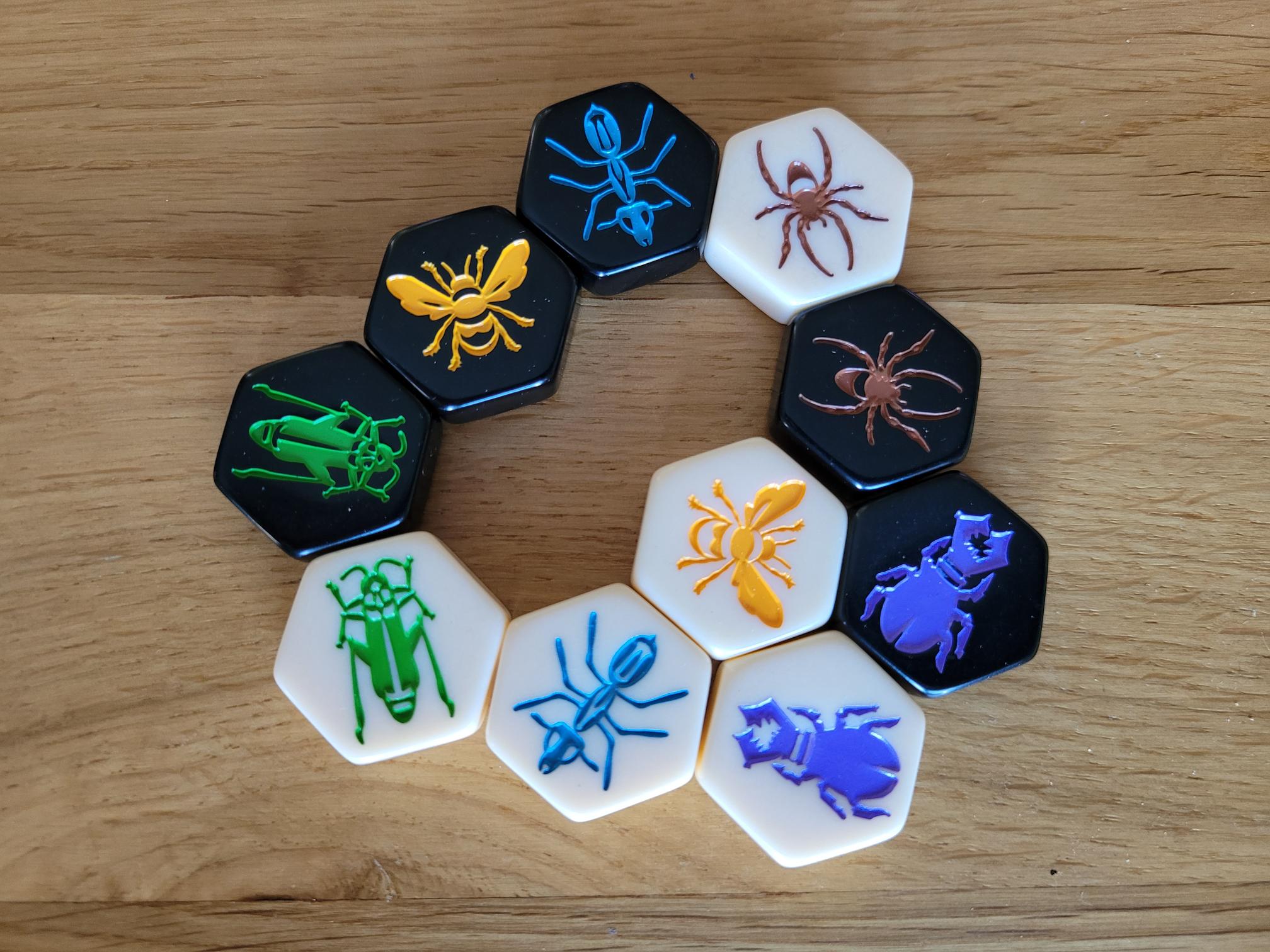 Hive Pocket strategy game