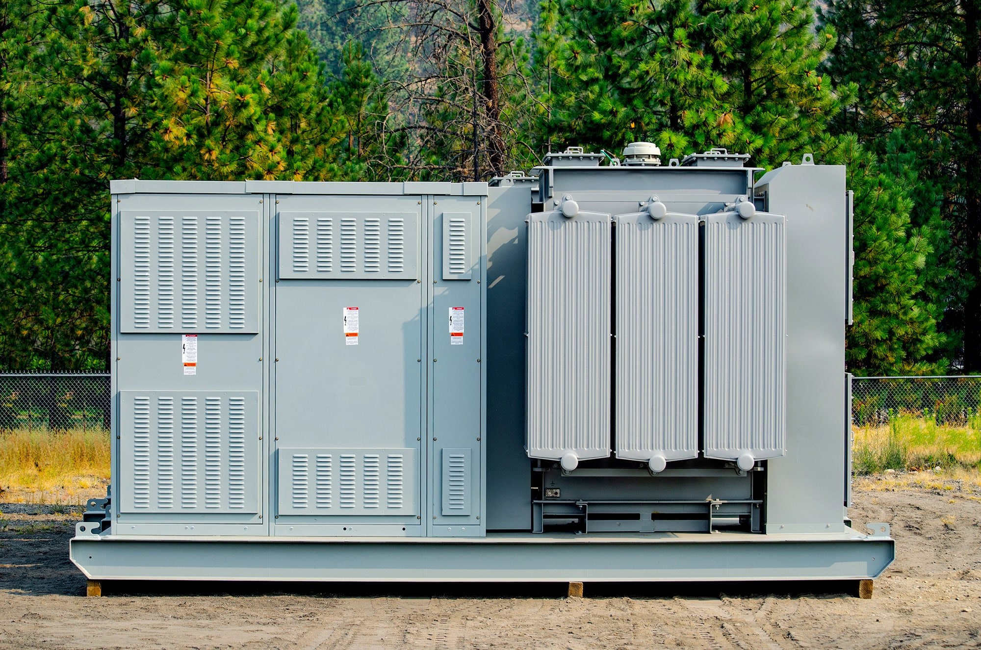 Unit substation with transformer and low-voltage distribution sections